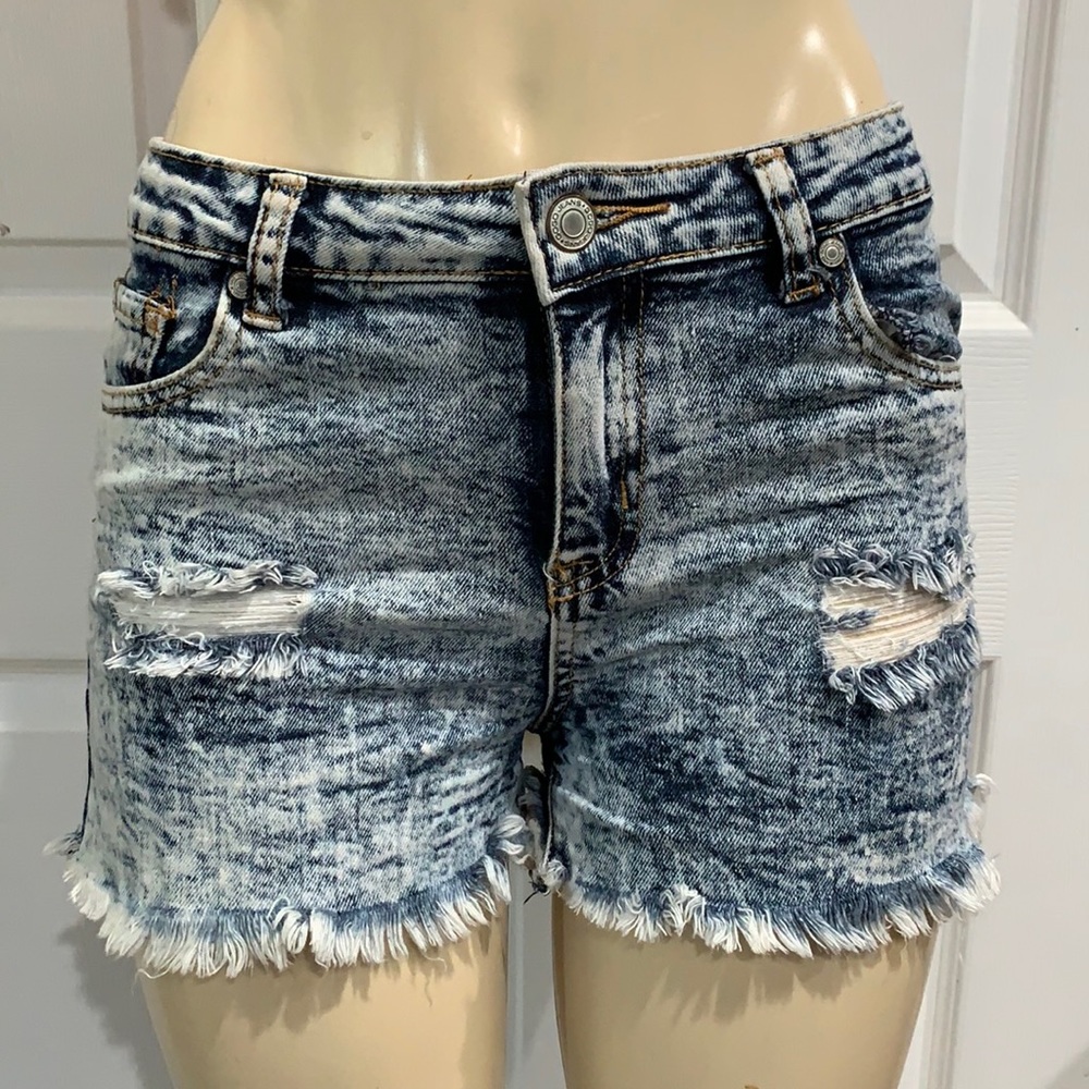$2/20 🌸 GOGO Jeans Acid Wash Ultra High Rise Denim Shorts